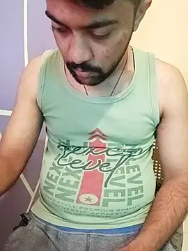 Snapshot of mehulsomm7 chatting on December 2, 2025, 7:03 am mehulsomm7 online show from December 2, 2025, 7:03 am