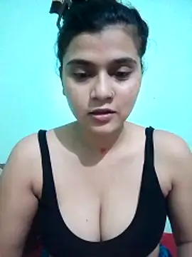Snapshot of Kavya-Tiwari chatting on June 3, 2026, 6:02 pm Kavya-Tiwari online show from June 3, 2026, 6:02 pm