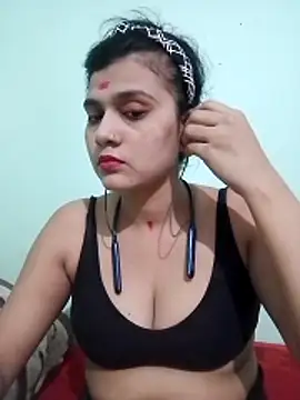 Snapshot of Kavya-Tiwari chatting on June 7, 2026, 8:51 am Kavya-Tiwari online show from June 7, 2026, 8:51 am