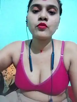 Snapshot of Kavya-Tiwari chatting on June 12, 2026, 6:29 pm Kavya-Tiwari online show from June 12, 2026, 6:29 pm