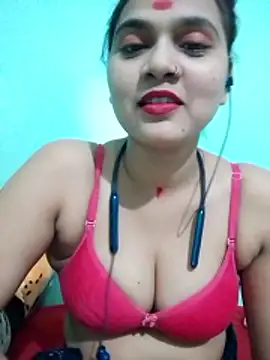 Snapshot of Kavya-Tiwari chatting on June 16, 2026, 8:06 am Kavya-Tiwari online show from June 16, 2026, 8:06 am
