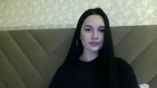 Snapshot of Lulii24 chatting on September 18, 2025, 12:34 am Lulii24 online show from September 18, 2025, 12:34 am