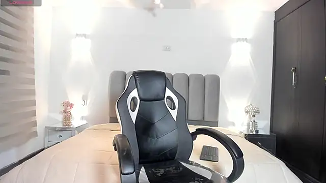 AdharaSweet1  online show from March 15, 2026, 1:22 am