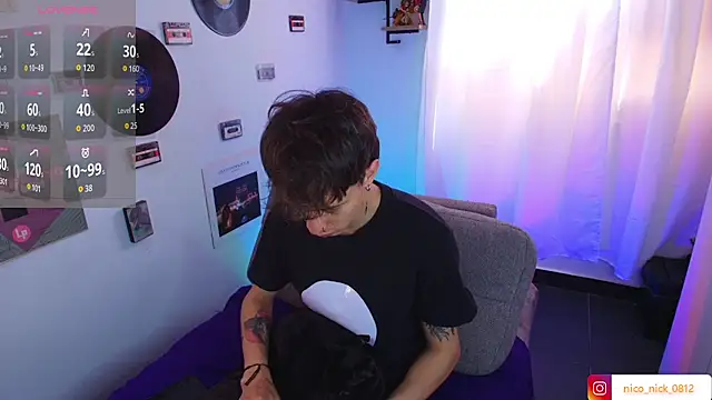 Snapshot of Nick_Bangover_ chatting on September 22, 2025, 6:32 pm Nick Bangover  online show from September 22, 2025, 6:32 pm