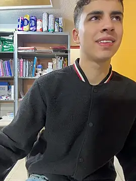AdrianRinaldi online show from May 13, 2026, 2:03 pm