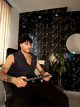 Rafael Mendezz online show from December 19, 2025, 8:27 pm