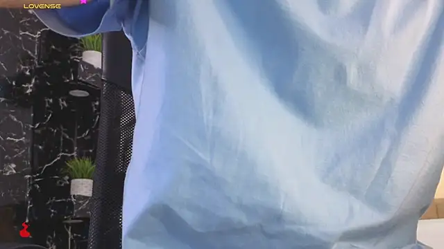 Rafael Mendezz online show from March 8, 2026, 9:18 pm