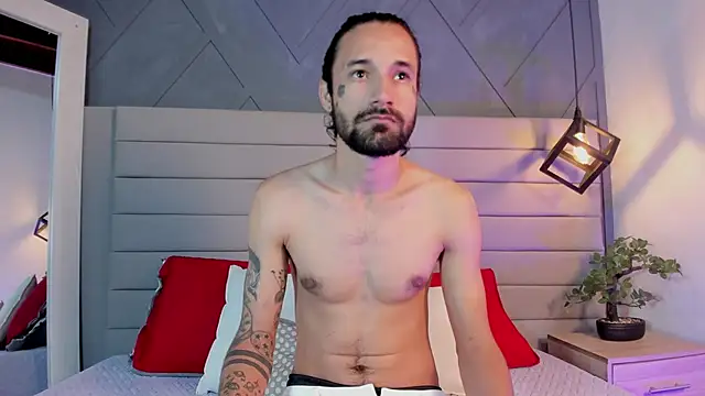 Hisoka 011 online show from November 15, 2025, 1:47 am