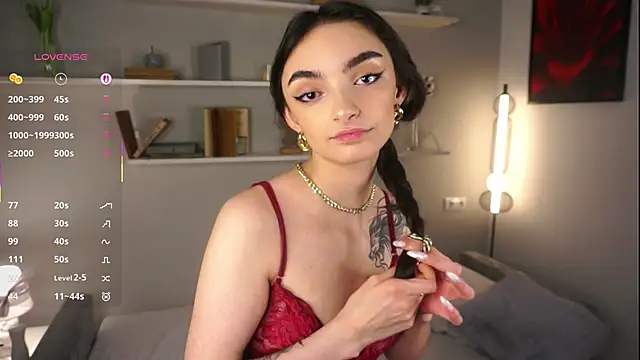 Snapshot of Morena_Dolce chatting on September 27, 2025, 3:55 am Morena Dolce online show from September 27, 2025, 3:55 am