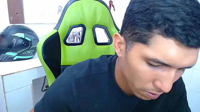 sensualduo online show from February 12, 2025, 5:05 am