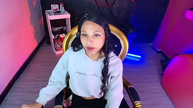 Sweettpleasure online show from February 2, 2026, 2:38 pm