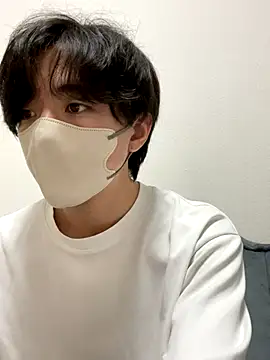 Yuma0718 online show from October 15, 2025, 10:26 am