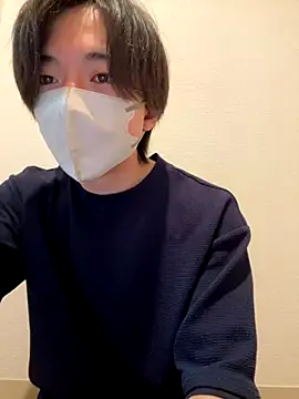 Yuma0718 online show from November 21, 2025, 3:22 pm