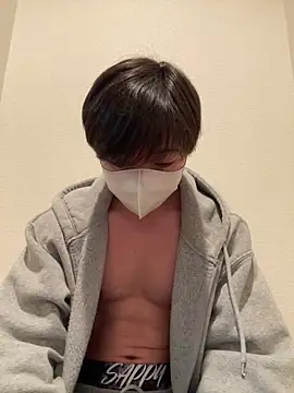 Yuma0718 online show from March 5, 2026, 12:45 pm