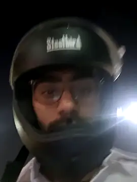 Snapshot of YoursThickDick chatting on October 22, 2025, 4:29 pm YoursThickDick online show from October 22, 2025, 4:29 pm