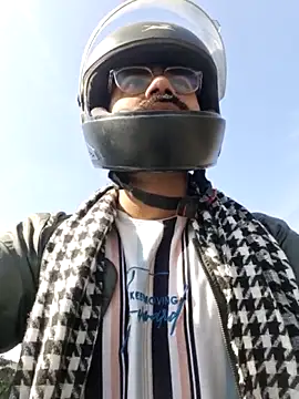 YoursThickDick online show from January 16, 2026, 6:17 am