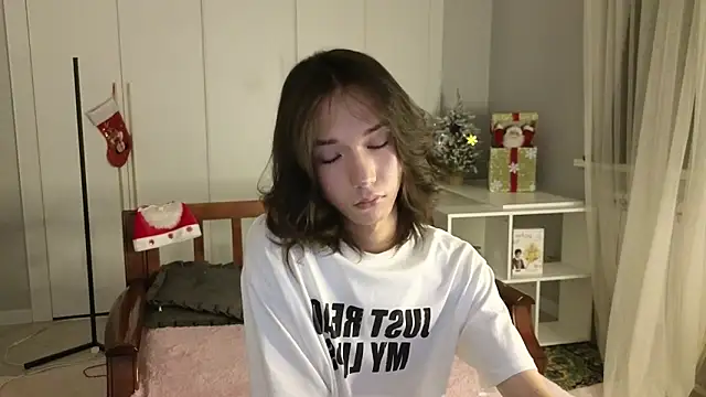 okerriella online show from December 20, 2025, 1:29 pm