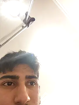 BichromeNonmetal online show from January 13, 2026, 3:06 pm