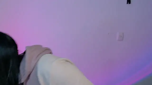 Snapshot of Linda_andrew chatting on February 28, 2026, 4:19 pm Linda andrew online show from February 28, 2026, 4:19 pm