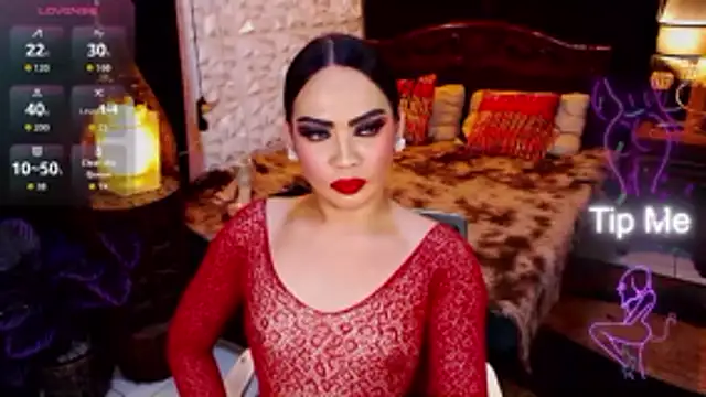 GODDESSHUGECOCKANDREA online show from May 28, 2026, 5:32 pm
