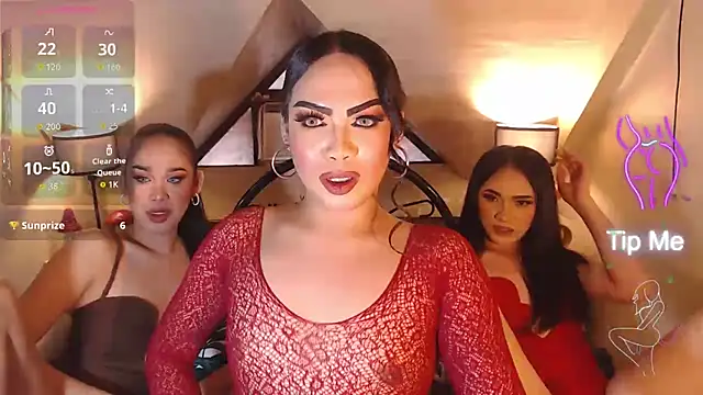 GODDESSHUGECOCKANDREA online show from June 5, 2026, 6:52 am
