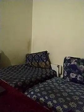 moroooooooo12 online show from September 18, 2025, 6:15 am