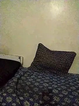 moroooooooo12 online show from October 10, 2025, 5:01 pm