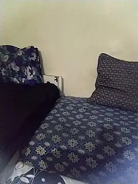 moroooooooo12 online show from October 22, 2025, 7:13 pm