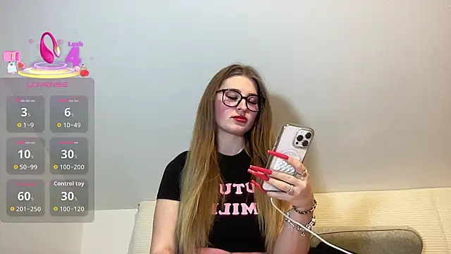 Snapshot of coupleonX2024 chatting on February 16, 2026, 11:23 pm coupleonX2024 online show from February 16, 2026, 11:23 pm