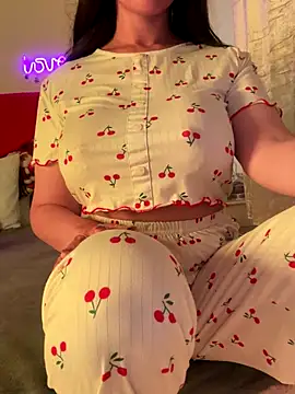 OnlyRima online show from December 20, 2025, 11:28 am