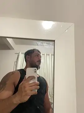 alanjordan100 online show from February 16, 2026, 8:27 pm