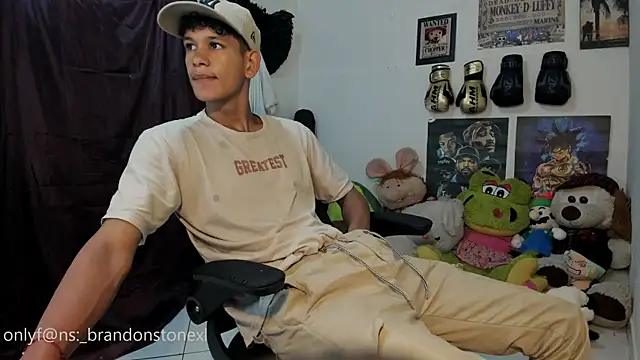 brandonstonexl online show from February 19, 2026, 12:39 am