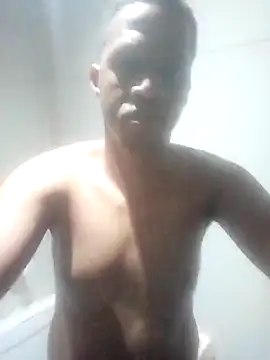 Snapshot of Drillir26 chatting on November 14, 2025, 10:36 am Drillir26 online show from November 14, 2025, 10:36 am