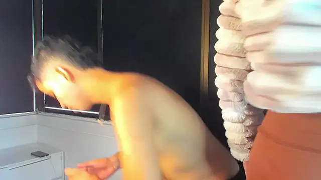 HellAndDante  online show from February 15, 2026, 10:50 pm