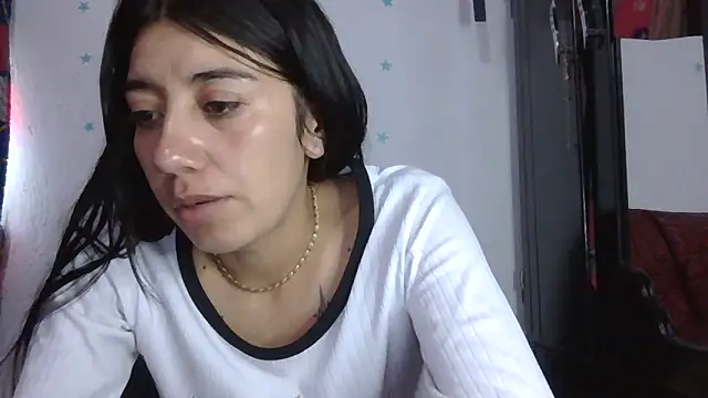 Madow Lu online show from November 17, 2025, 5:19 pm