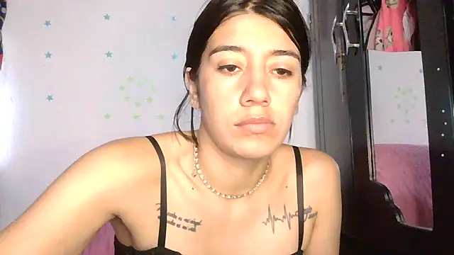 Madow Lu online show from November 19, 2025, 1:22 pm