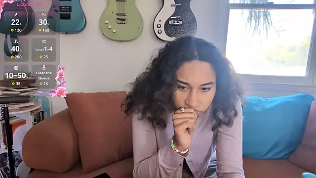 Snapshot of onlystrings chatting on February 3, 2026, 8:58 pm onlystrings online show from February 3, 2026, 8:58 pm