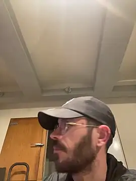 lolo7121 online show from February 28, 2026, 11:06 pm