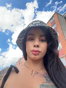 YouCandiSumisa online show from November 17, 2025, 7:08 pm