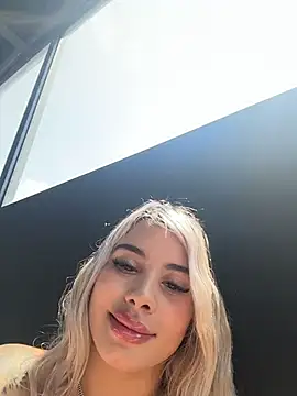 YouCandiSumisa online show from April 4, 2026, 6:38 pm