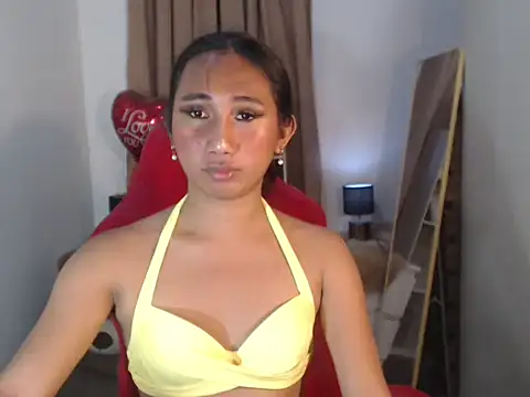Snapshot of JuicyliciousBabe chatting on May 6, 2026, 6:35 pm JuicyliciousBabe online show from May 6, 2026, 6:35 pm