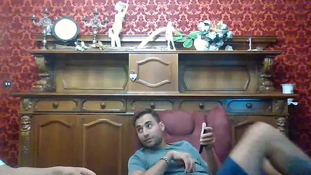 Torissimo92 online show from September 16, 2025, 8:21 pm