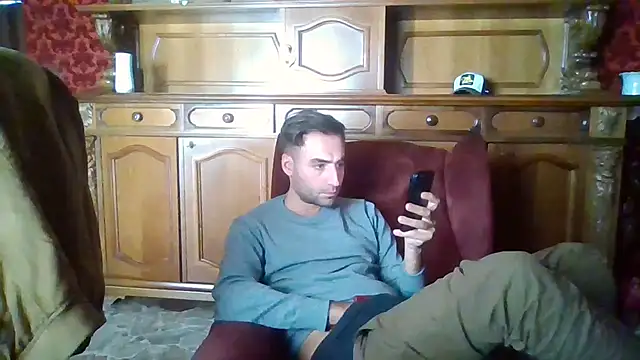 Torissimo92 online show from October 10, 2025, 10:03 am