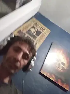 githot online show from November 1, 2025, 7:43 am