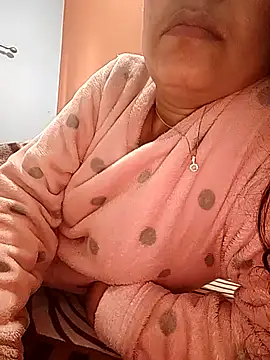 CUTE-PX online show from February 20, 2026, 6:37 am