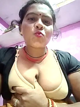 Hot komal1 online show from September 14, 2025, 7:24 pm