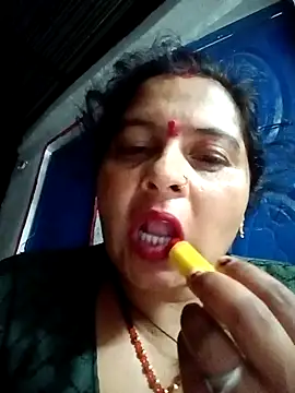 Snapshot of Hot_komal1 chatting on May 12, 2026, 8:28 pm Hot komal1 online show from May 12, 2026, 8:28 pm