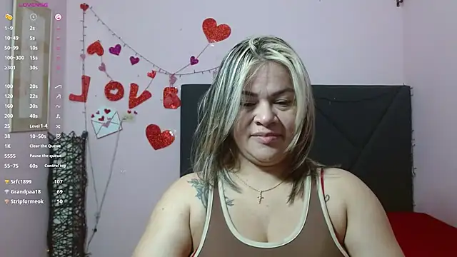 pamela echeverria online show from June 3, 2026, 11:13 am