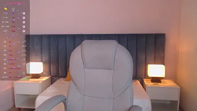 Snapshot of gemmalewis_ chatting on September 19, 2025, 1:45 pm gemmalewis online show from September 19, 2025, 1:45 pm
