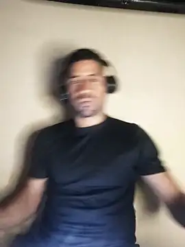 Alexsexygamer online show from November 6, 2025, 1:06 am